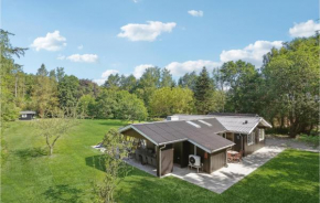 Gorgeous Home In Ans By With Wifi in Rø